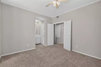 11711 Memorial Drive #11, Houston, TX 77024 - Photo 17