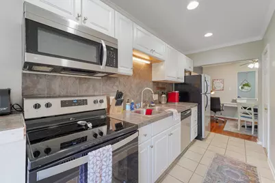 403 W Polk Street #1, Houston, TX 77019 - Photo 9