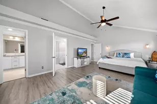 21814 Lampasas Dr, Galveston, TX 77554 - Photo 25
