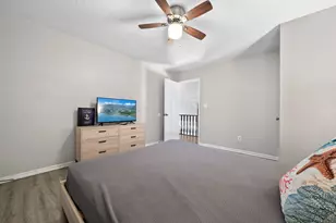 21814 Lampasas Dr, Galveston, TX 77554 - Photo 19