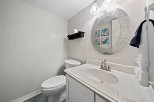 21814 Lampasas Dr, Galveston, TX 77554 - Photo 15