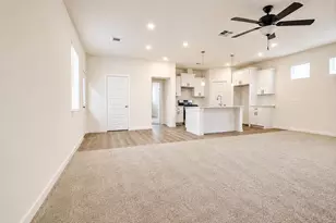 6639 Escondido Dr, Rosharon, TX 77583 - Photo 5