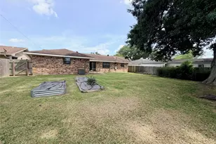 3152 Sandalwood Dr, Port Neches, TX 77651 - Photo 13