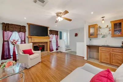 3200 S Gessner Road #206, Houston, TX 77063 - Photo 11