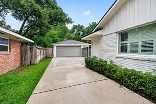 5006 Creekbend Dr, Houston, TX 77035 - Photo 33