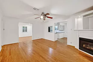 5006 Creekbend Dr, Houston, TX 77035 - Photo 11