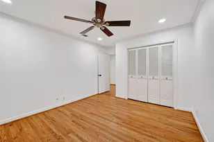 5006 Creekbend Dr, Houston, TX 77035 - Photo 27