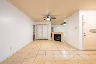 14600 Fonmeadow Dr, Houston, TX 77035 - Photo 21