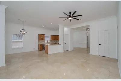 18314 N Elizabeth Shore Loop, Cypress, TX 77433 - Photo 3
