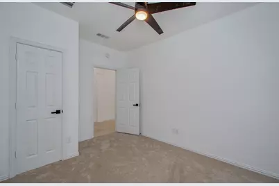 18314 N Elizabeth Shore Loop, Cypress, TX 77433 - Photo 15