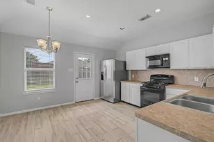 19206 Terra Forest Ct, Katy, TX 77449 - Photo 9