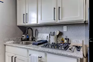 905 E Fayle St, Baytown, TX 77520 - Photo 15
