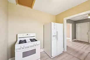 5224 Bernardo De Galvez, Galveston, TX 77551 - Photo 29