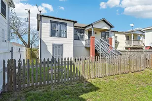 5224 Bernardo De Galvez, Galveston, TX 77551 - Photo 23