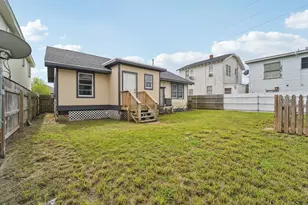 5224 Bernardo De Galvez, Galveston, TX 77551 - Photo 17