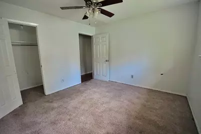 324 Pine Street, Lake Jackson, TX 77566 - Photo 9