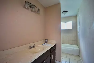 324 Pine Street, Lake Jackson, TX 77566 - Photo 15