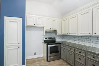 7215 Ramblewood Drive, Magnolia, TX 77354 - Photo 11