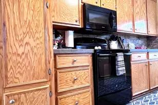 1735 South Park Dr, Alvin, TX 77511 - Photo 11