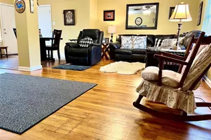 1735 S Park Dr, Alvin, TX 77511 - Photo 1