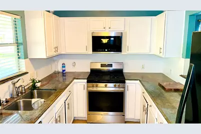 11422 Royal Thistle Court, Houston, TX 77088 - Photo 3