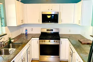 11422 Royal Thistle Ct, Houston, TX 77088 - Photo 3