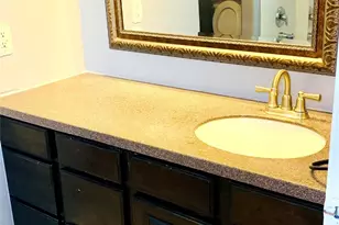 11422 Royal Thistle Ct, Houston, TX 77088 - Photo 19