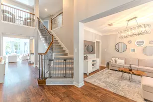 2 Graylin Woods Pl, The Woodlands, TX 77382 - Photo 3