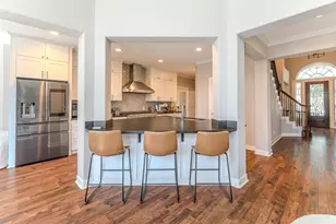 2 Graylin Woods Pl, The Woodlands, TX 77382 - Photo 9