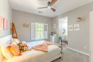 2 Graylin Woods Pl, The Woodlands, TX 77382 - Photo 33