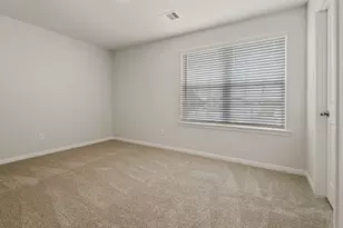 15802 Berry Hl Dr, Conroe, TX 77303 - Photo 21