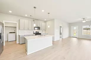 18742 Timber Gln Dr, Montgomery, TX 77316 - Photo 3