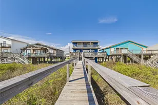 1654 Sandpebble Pl, Surfside Beach, TX 77541 - Photo 1