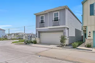 2403 Bay Breeze Dr, Kemah, TX 77565 - Photo 1