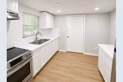 15517 Highway 6, Santa Fe, TX 77517 - Photo 11