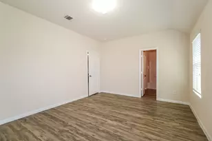2427 Gibbs Bend Ct, Houston, TX 77073 - Photo 9