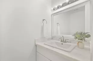 3371 Continental Dr, Missouri City, TX 77459 - Photo 9