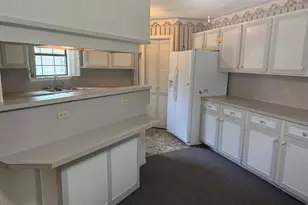 207 Fisher's Point, Burkeville, TX 75932 - Photo 9