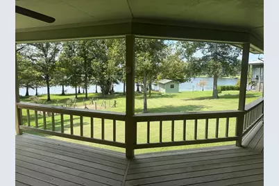 207 Fishers Point, Burkeville, TX 75932 - Photo 7