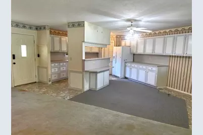 207 Fishers Point, Burkeville, TX 75932 - Photo 9