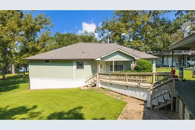 207 Fishers Point, Burkeville, TX 75932 - Photo 1