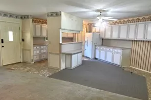 207 Fisher's Point, Burkeville, TX 75932 - Photo 9