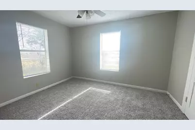 918 3rd Avenue S, Texas City, TX 77590 - Photo 11