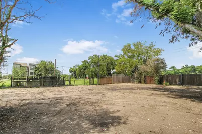 5015 Elysian Street, Houston, TX 77009 - Photo 3