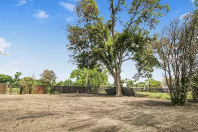 5015 Elysian Street, Houston, TX 77009 - Photo 5