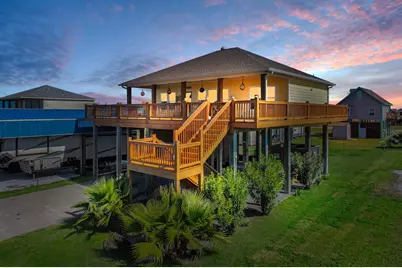 938 Sage Road, Crystal Beach, TX 77650 - Photo 3