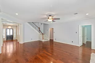 23 Vista Mill Pl, The Woodlands, TX 77382 - Photo 9