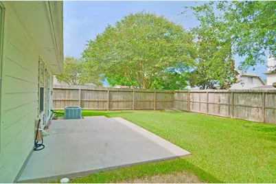 16915 Lighthouse View Drive, Friendswood, TX 77546 - Photo 7