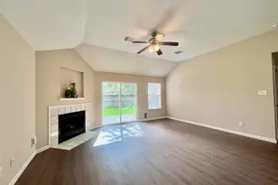 16915 Lighthouse View Dr, Friendswood, TX 77546 - Photo 9