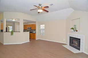 16915 Lighthouse View Dr, Friendswood, TX 77546 - Photo 13